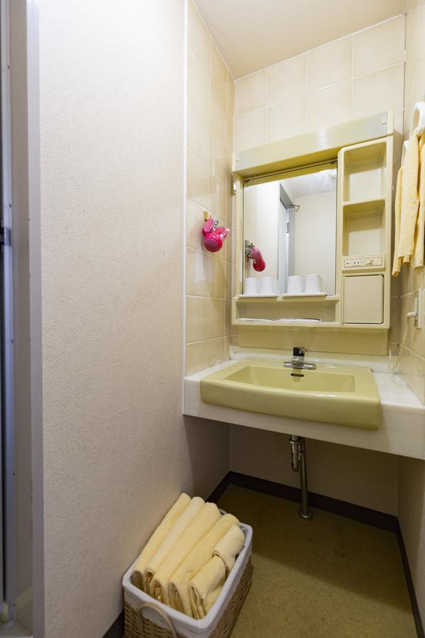 Business Hotel Serikawa Хиконе Экстерьер фото