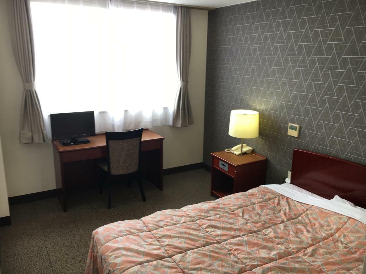 Business Hotel Serikawa Хиконе Экстерьер фото
